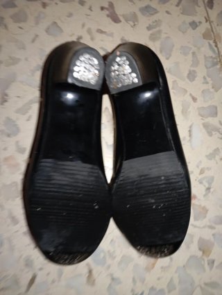 Zapatos negros de ballet con tira