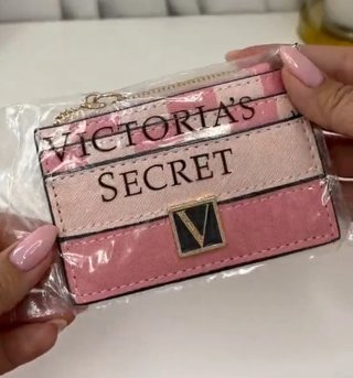 Tarjetero Victoria's Secret
