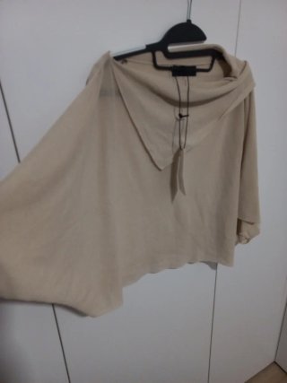 Suéter Zara capa sobrecuello beige T.M nuevo