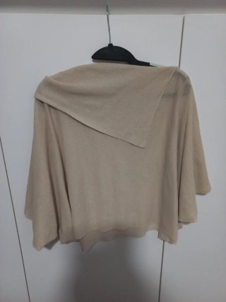 Suéter Zara capa sobrecuello beige T.M nuevo