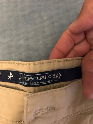 Bermudas Vale Cuatro Beige talla 44