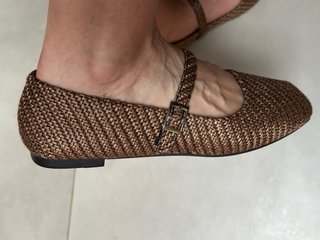 Merceditas mujer marrón