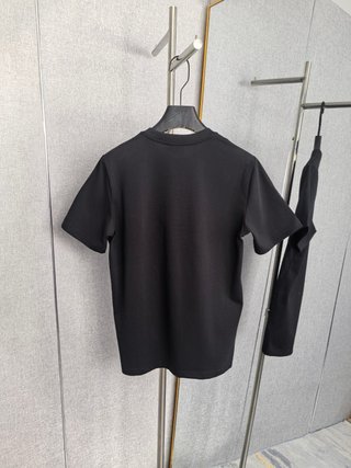 Camiseta Chanel Negra
