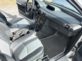 Mercedes-Benz Vaneo automático
