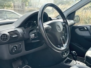 Mercedes-Benz Vaneo automático