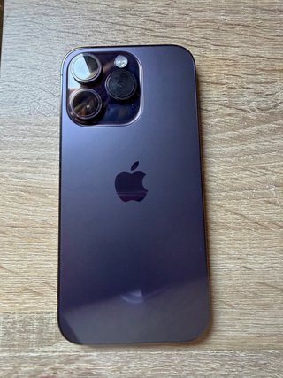Apple iPhone morado