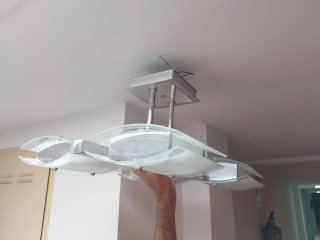 Lámpara de techo de cristal y metal