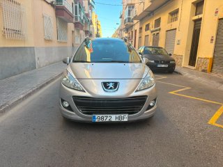 Peugeot 207 2012