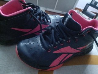 Zapatillas Reebok Hexride Intensity Mid Negras Ros