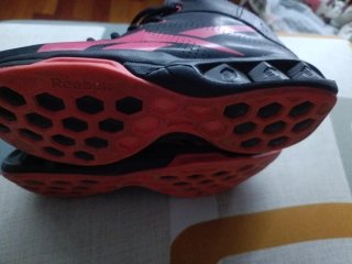 Zapatillas Reebok Hexride Intensity Mid Negras Ros