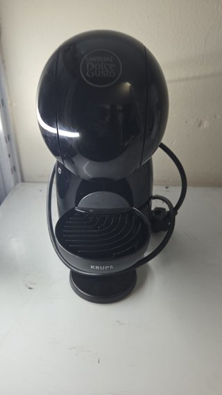 Cafetera Nescafé Dolce Gusto Negra