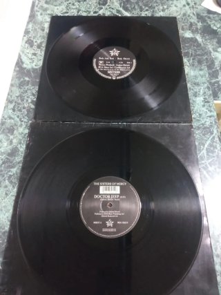 Lote 2 Vinilos 12 The Sisters of Mercy