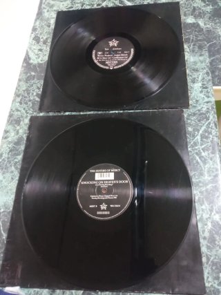 Lote 2 Vinilos 12 The Sisters of Mercy