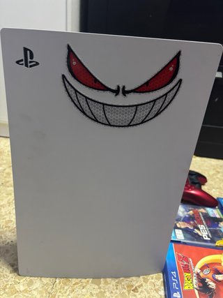 PlayStation 5 + 2 mandos+ 3 juegos