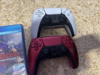 PlayStation 5 + 2 mandos+ 3 juegos