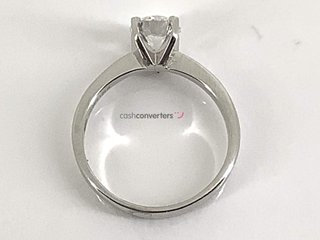 sortija oro 18k con diamante de laboratorio