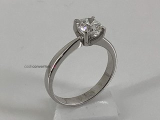 sortija oro 18k con diamante de laboratorio