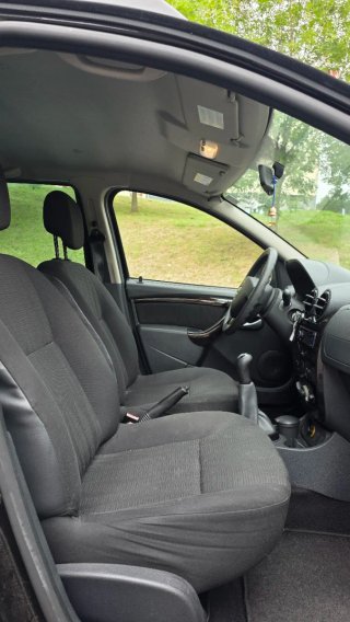 Dacia Duster 2012