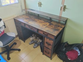 Escritorio madera y metal