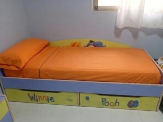 Muebles infantiles con Winnie the Pooh