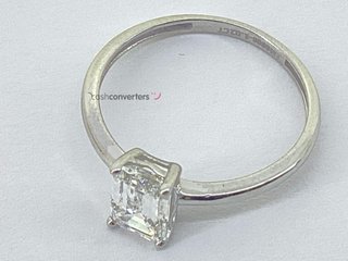 sortija oro 18k con diamante de laboratorio