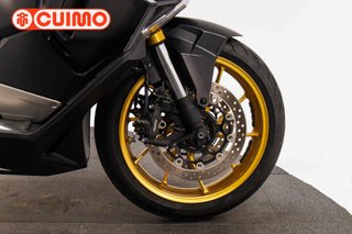 HONDA FORZA 750