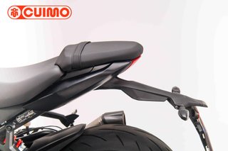 TRIUMPH DAYTONA 660