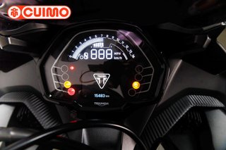 TRIUMPH DAYTONA 660