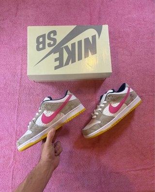 Nike SB Dunk Low Rayssa Leal Talla 42