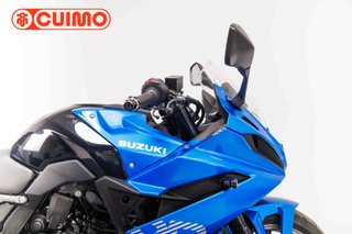 SUZUKI GSX-8R