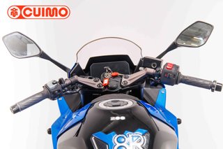 SUZUKI GSX-8R