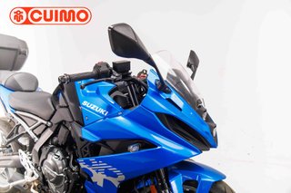 SUZUKI GSX-8R
