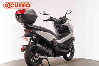 KYMCO SKYTOWN 125