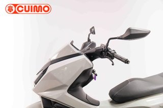 KYMCO SKYTOWN 125
