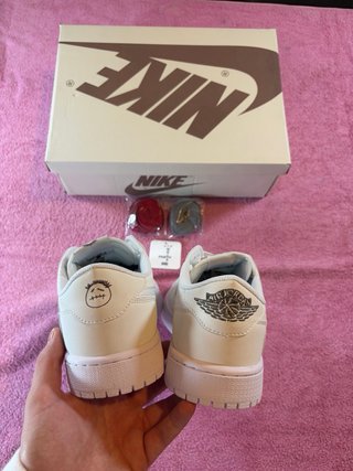 Jordan 1 Travis Scott White Talla 42