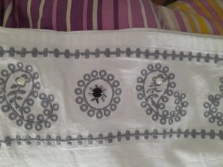 Vestido blanco con bordado