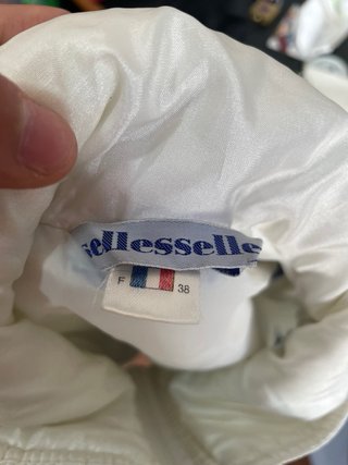 Chaleco ellesse blanco y azul