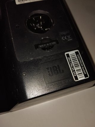 2 Altavoces JBL Negros