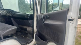 Nissan Atleon 2006