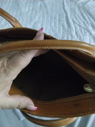 Bolso de cuero marrón