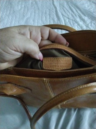 Bolso de cuero marrón