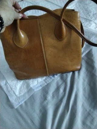 Bolso de cuero marrón