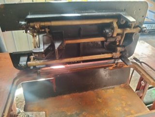 Máquina de coser antigua Alfa