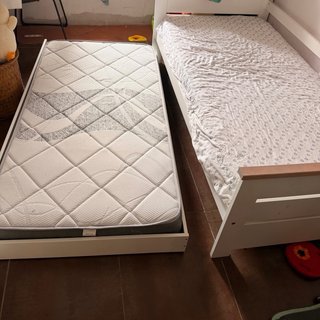 Cama nido blanca y madera