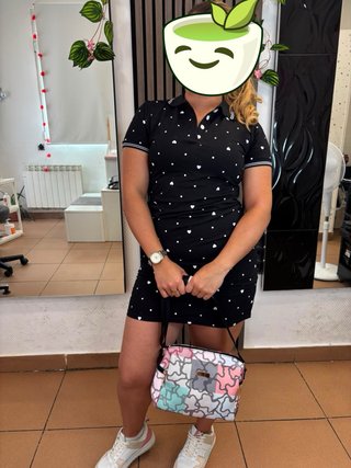 Bolso blanco con tachuelas .vestidos , accesorios