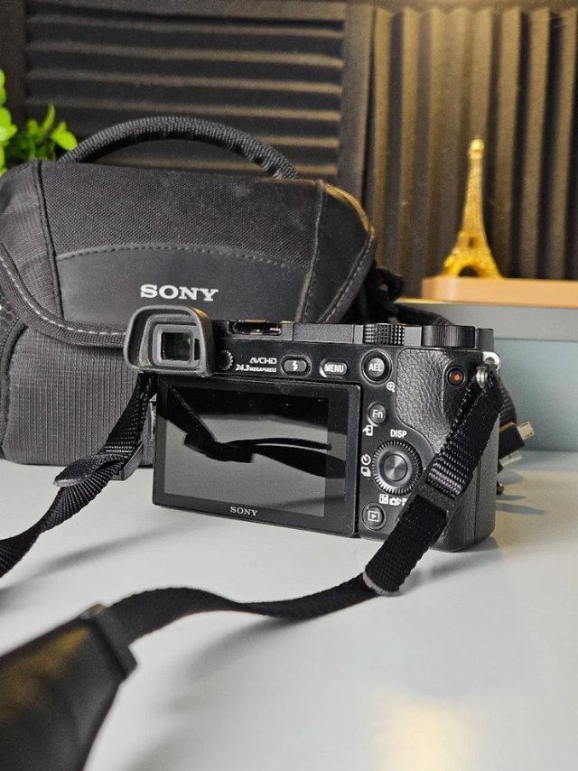 Sony Alpha a6000 Cámara Mirrorless