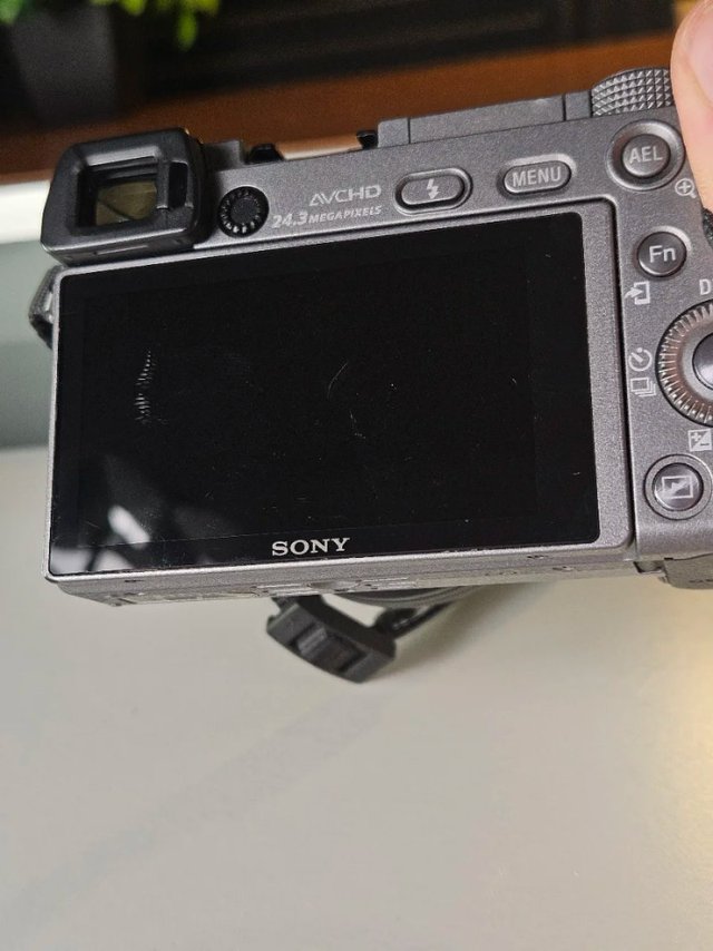 Sony a6000 Gris