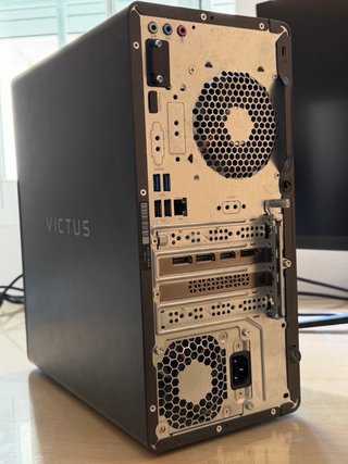 PC Gaming HP Victus Ryzen 5 16GB RTX 3050 SSD