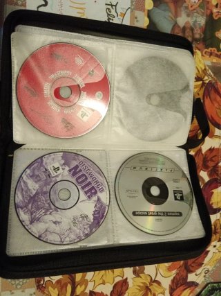 3 Juegos PS1: Tintín, Discworld Noir, Rayman 2