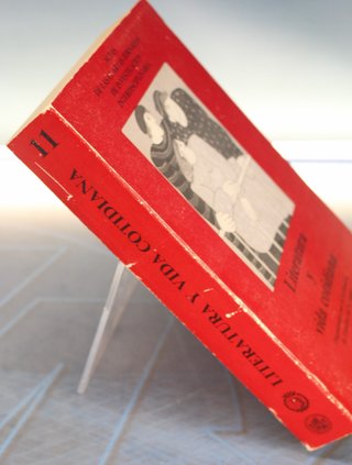 Literatura y vida cotidiana. Estudios de la Mujer.